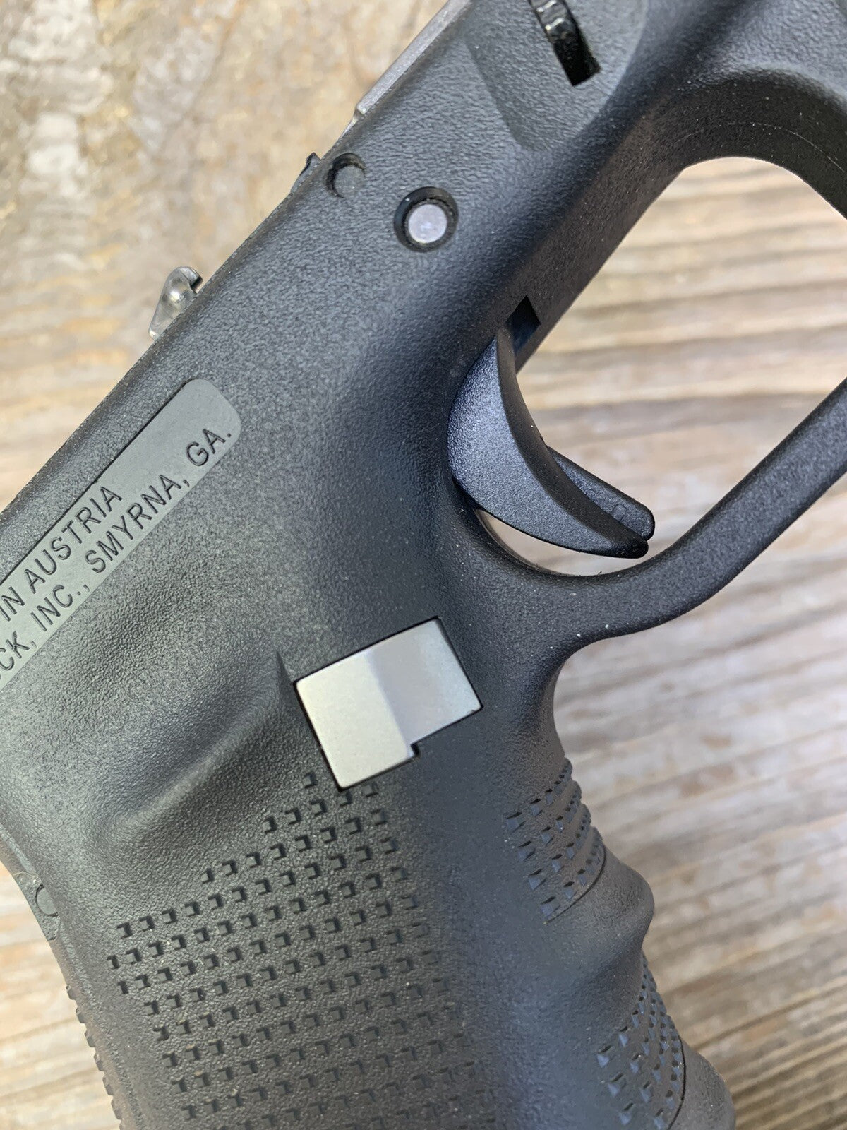 TITANIUM Extended Magazine Release for  Glock Gen 4 & 5 CNC Machined. Kriptec.
